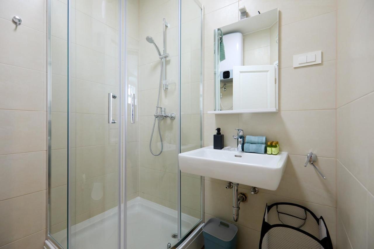 Dominium Premium Location Suites ドゥブロブニク エクステリア 写真